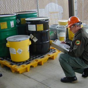 Estudiar el máster en gestión logística de residuos industriales te especializará en gestión residual industrial